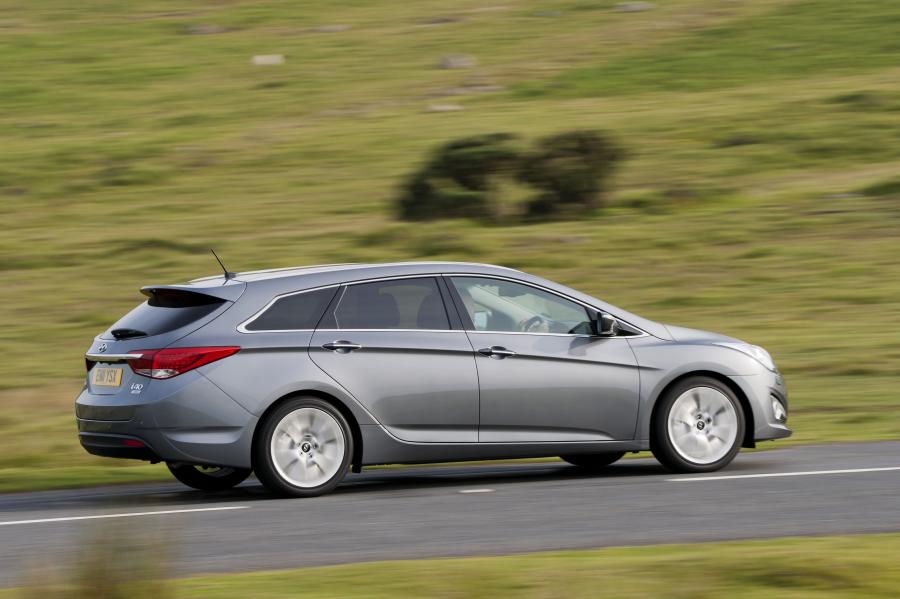 Hyundai i40 Station Wagon CRDi 2011 года  (UK) (фото 30 из 146)
